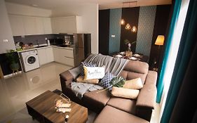 Suasana Suites By The One